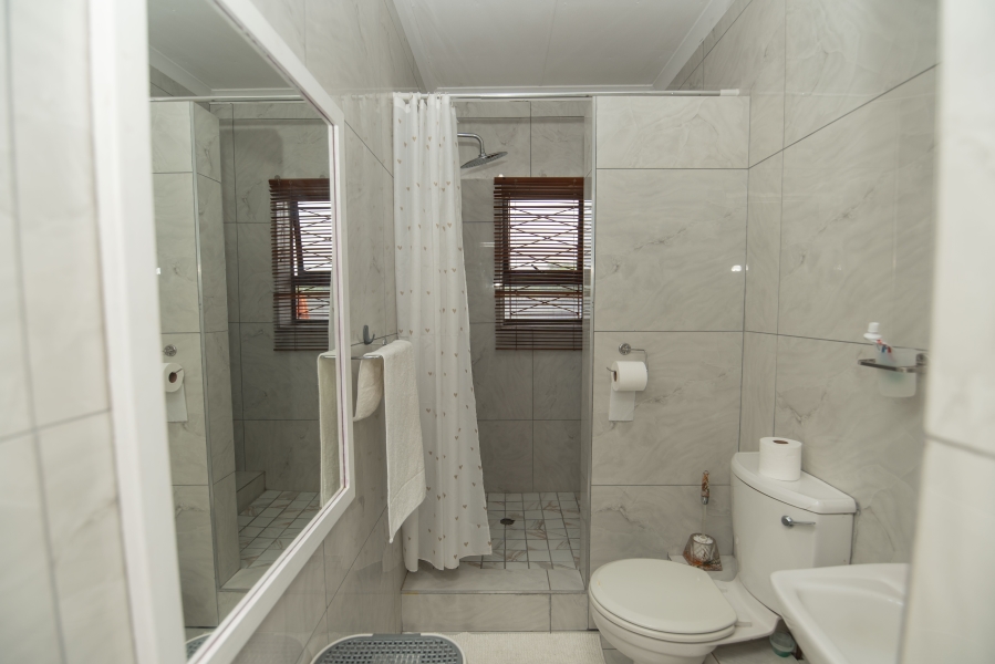 4 Bedroom Property for Sale in Humewood Extension Eastern Cape